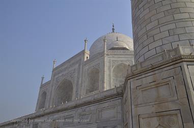 06 Taj_Mahal,_Agra_DSC5634_b_H600